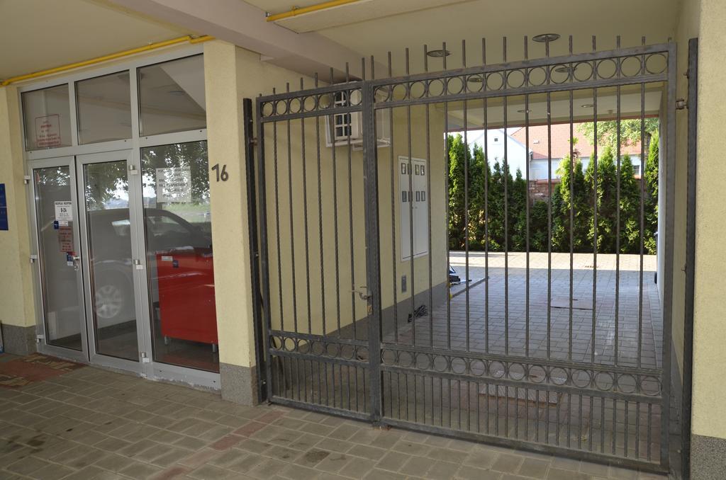 Guesthouse Sava Σλαβόνσκι Μπροντ Εξωτερικό φωτογραφία