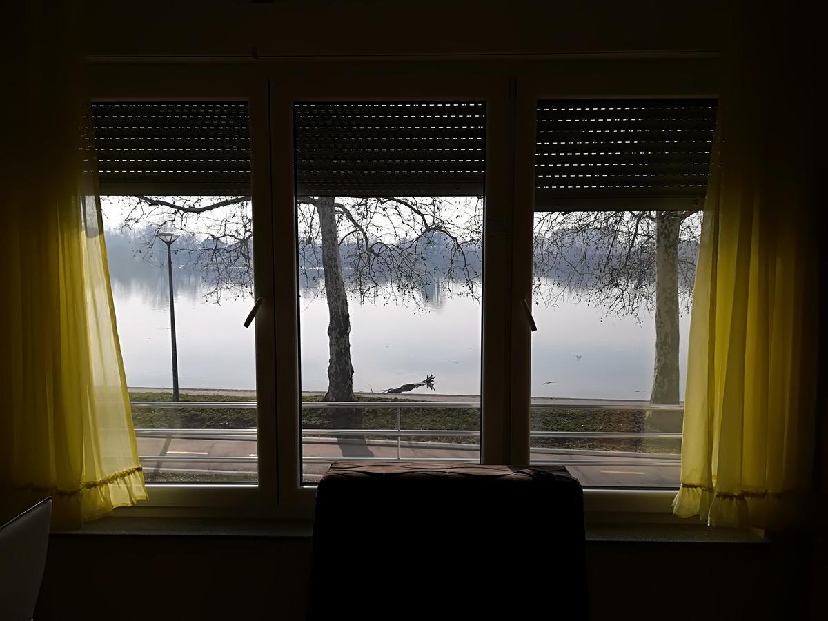 Guesthouse Sava Σλαβόνσκι Μπροντ Εξωτερικό φωτογραφία